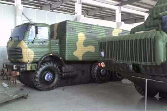 兴安大型军事车